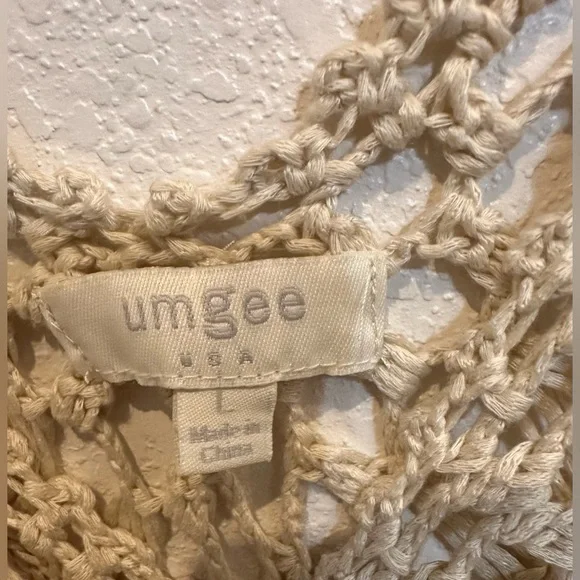 Umgee Green and Cream Long Sleeve Tee - Picture 3 of 9